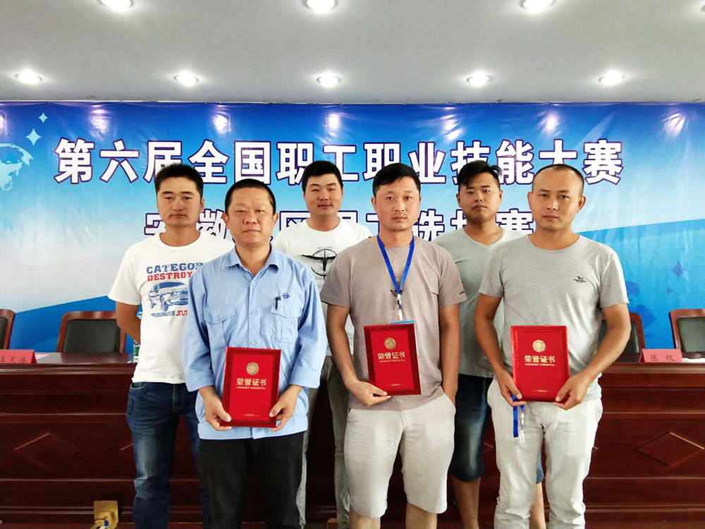 1542614766873688.jpg 20180716162341CR-cBE.jpg