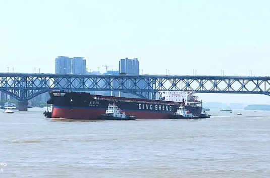 第32頁_新聞中心_蕪湖造船廠有限公司